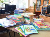 Книги в дар детям Луганской и Донецкой Народных Республик.